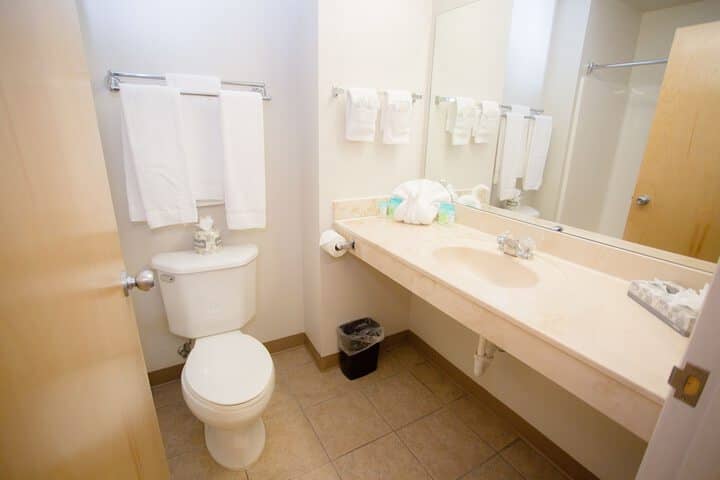 Room 18 of 26