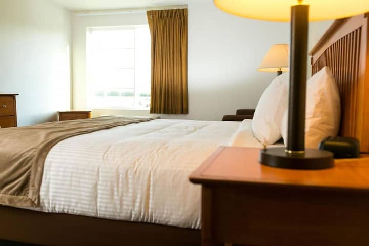 Room 10 of 26